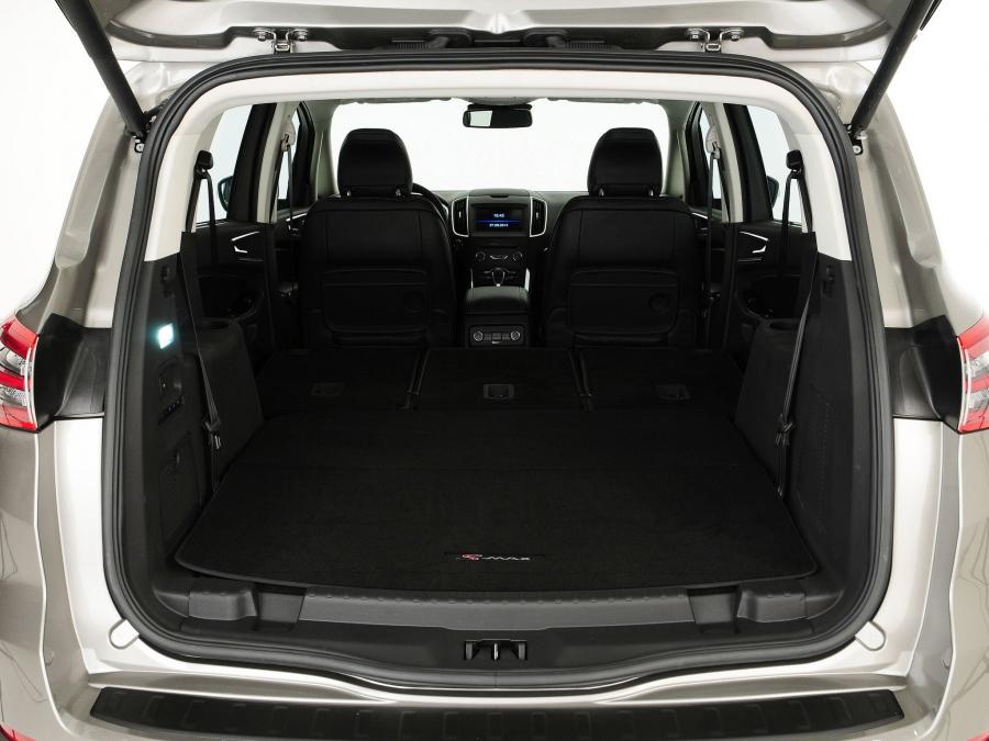  Ford S-Max 2015 года  (фото 27 из 30)